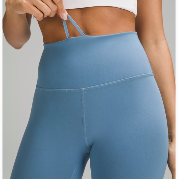 New Lululemon Tights - Picture 3 of 7